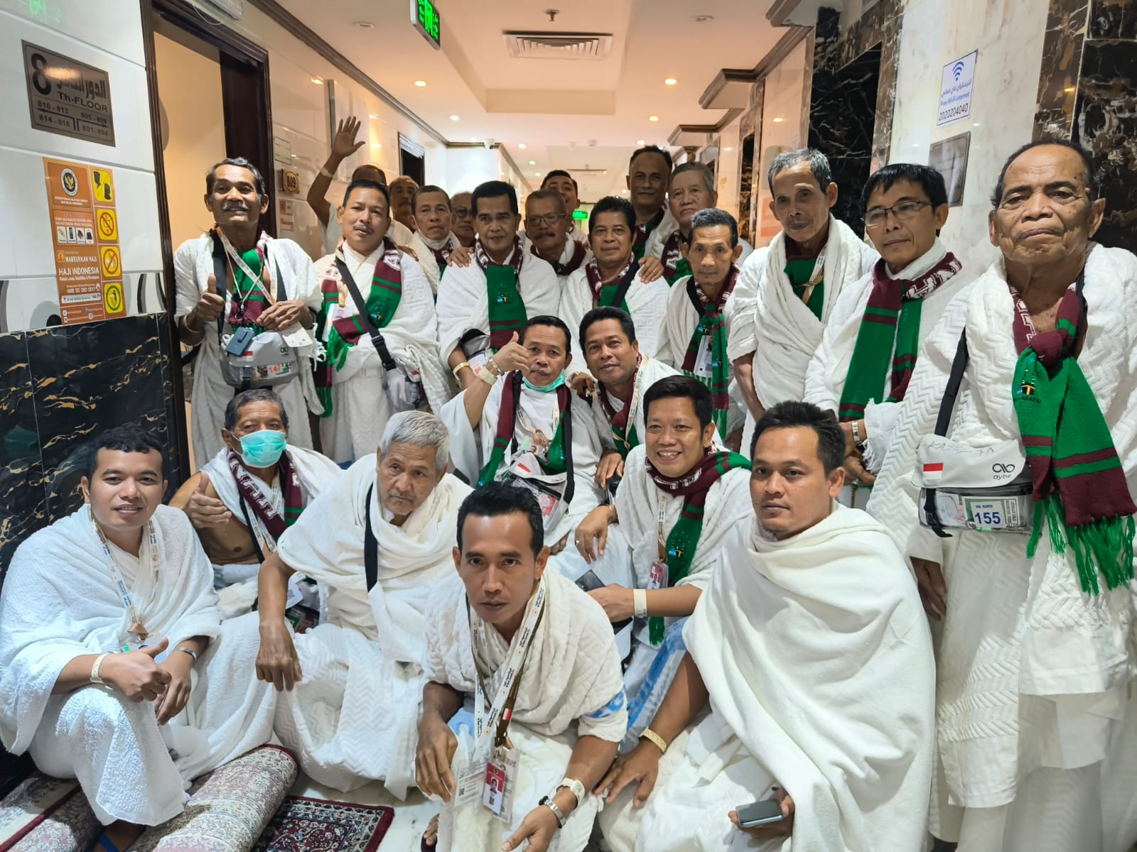 Pendampingan jamaah saat kegiatan manasik